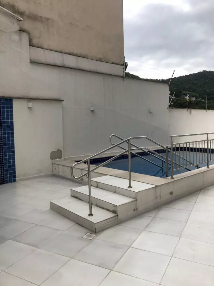 Apartamento à venda com 2 quartos, 48m² - Foto 2