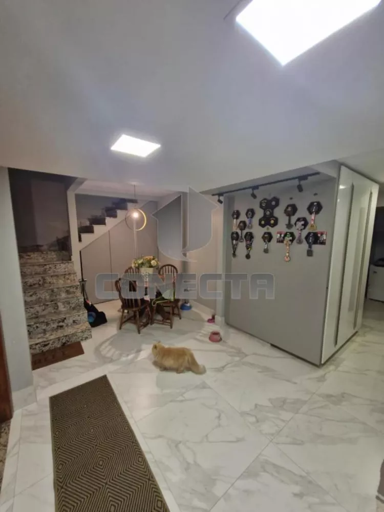 Casa à venda com 5 quartos, 280m² - Foto 3