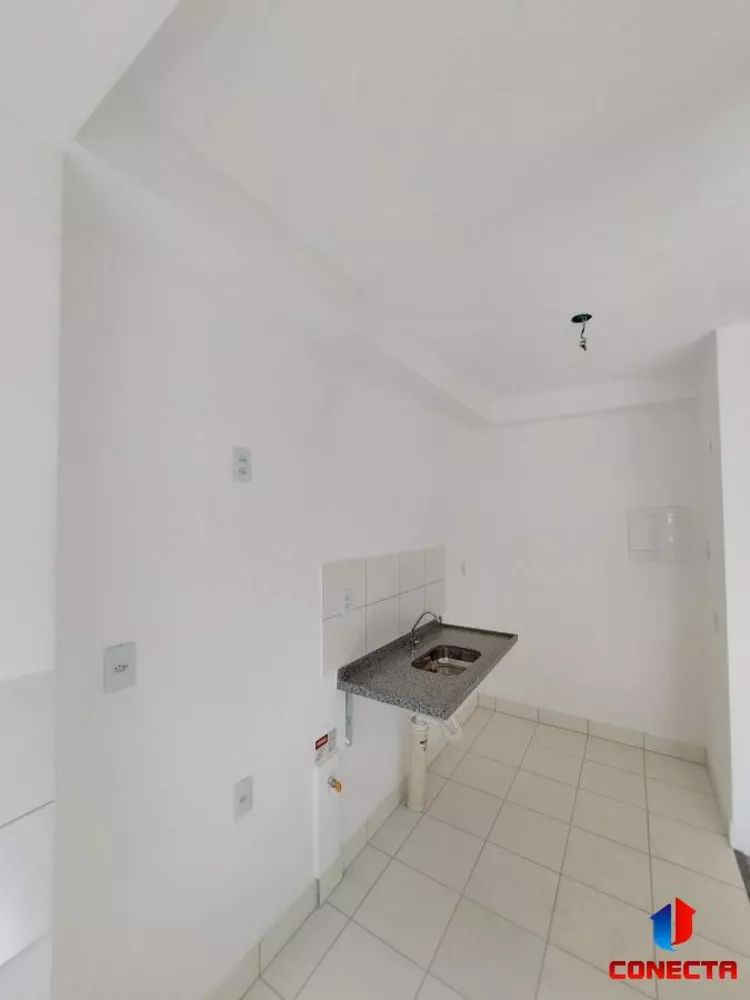 Apartamento à venda com 2 quartos, 44m² - Foto 4