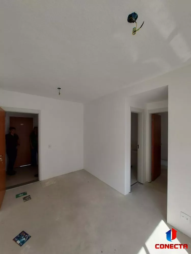 Apartamento à venda com 2 quartos, 44m² - Foto 2