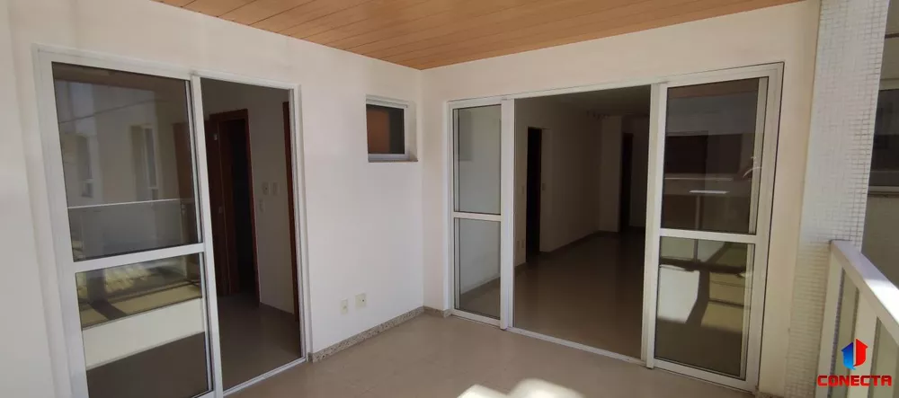 Apartamento à venda com 3 quartos, 97m² - Foto 3