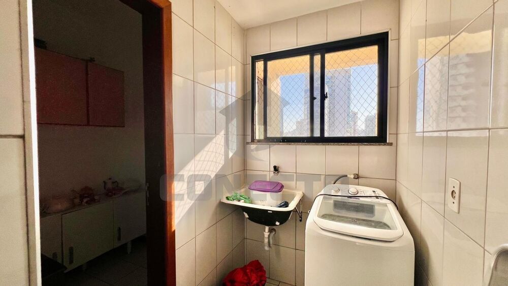 Apartamento à venda com 2 quartos, 70m² - Foto 9