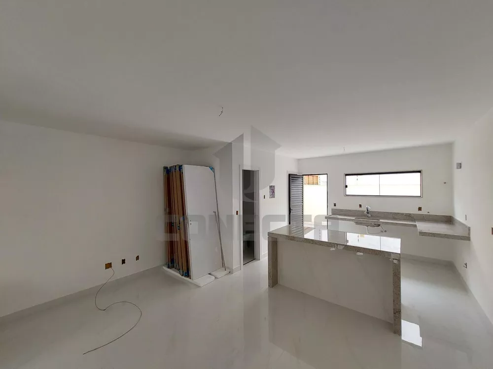 Casa à venda com 3 quartos, 133m² - Foto 5