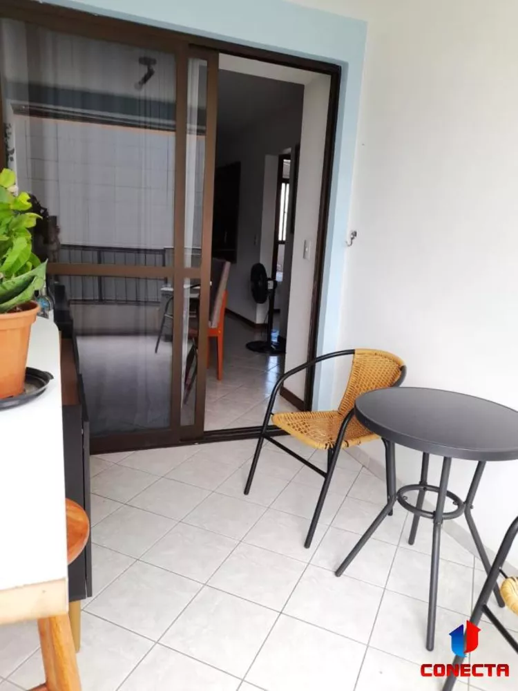 Apartamento à venda com 2 quartos, 85m² - Foto 2