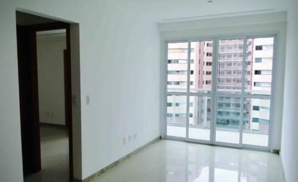 Apartamento à venda com 2 quartos, 65m² - Foto 1