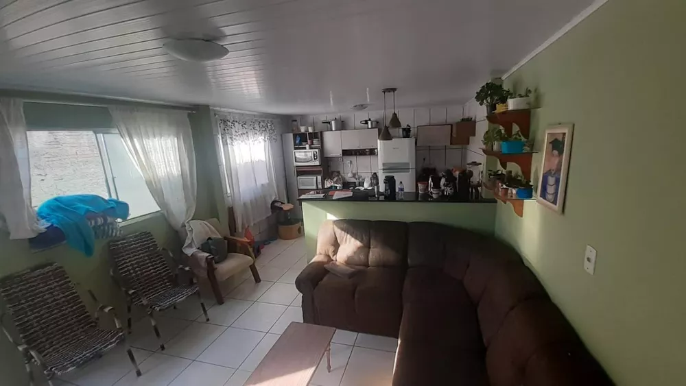 Casa à venda com 2 quartos, 165m² - Foto 3