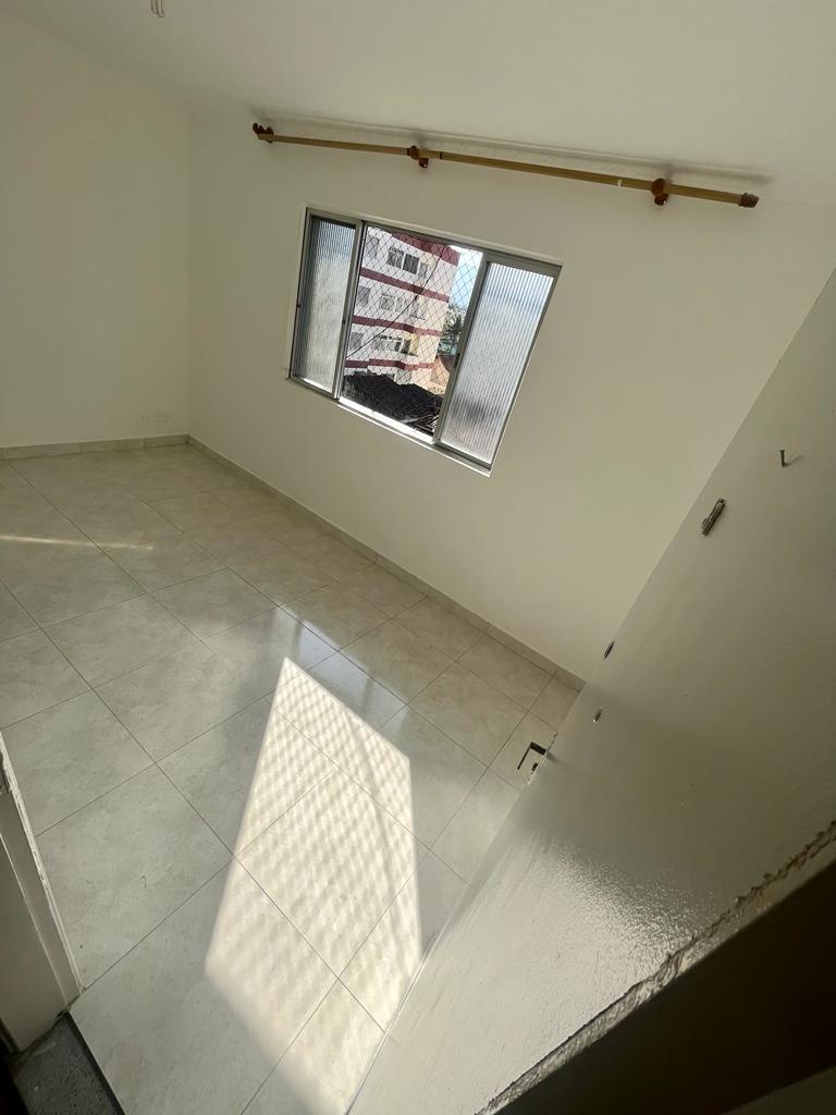 Apartamento à venda com 1 quarto, 45m² - Foto 1