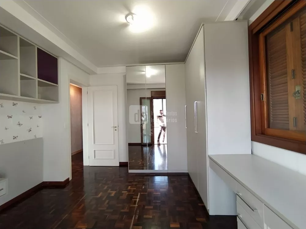 Apartamento, 3 quartos, 168 m² - Foto 2