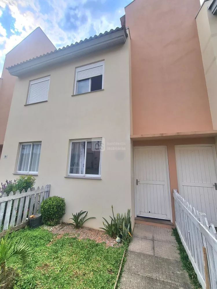 Sobrado à venda com 2 quartos, 49m² - Foto 1