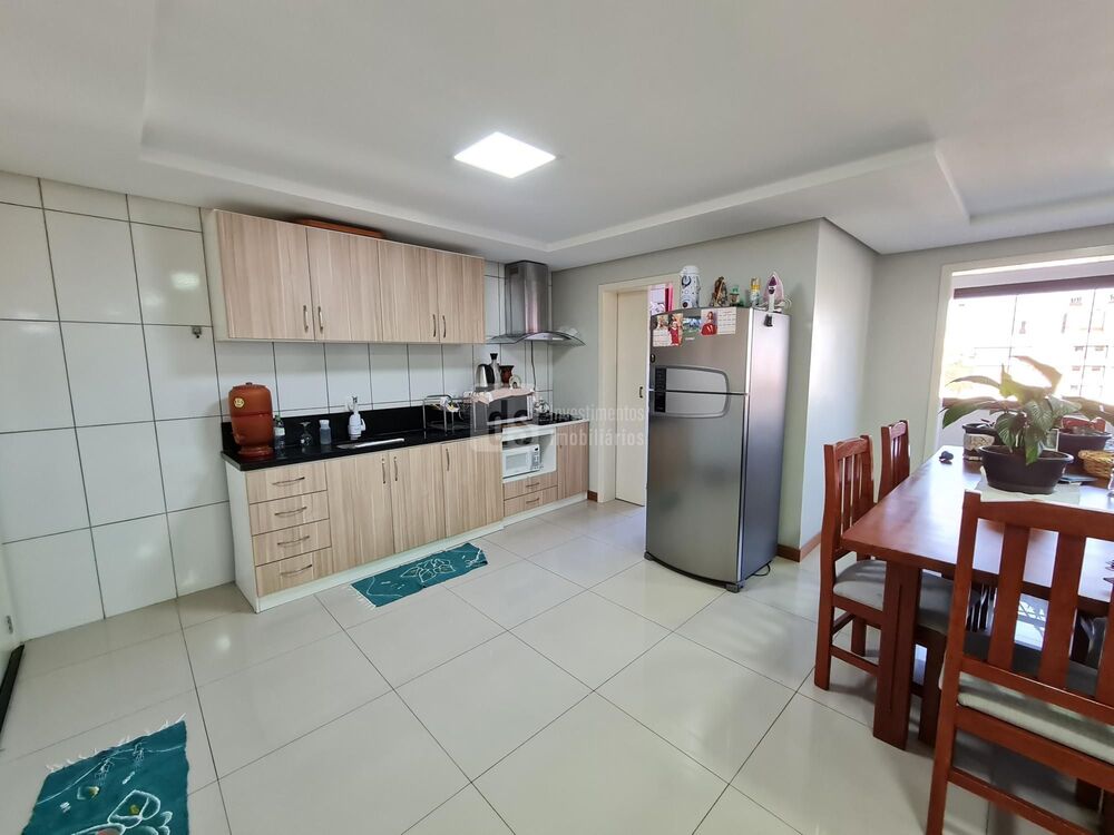 Apartamento, 3 quartos, 121 m² - Foto 2