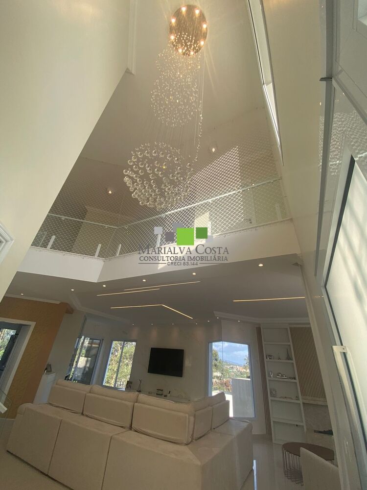 Casa à venda com 3 quartos, 330m² - Foto 6