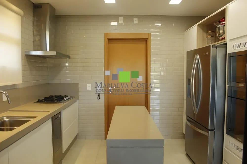 Apartamento, 3 quartos, 193 m² - Foto 2
