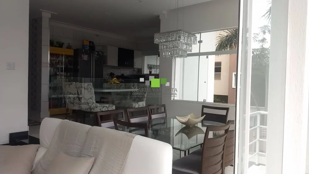 Casa, 6 quartos - Foto 1