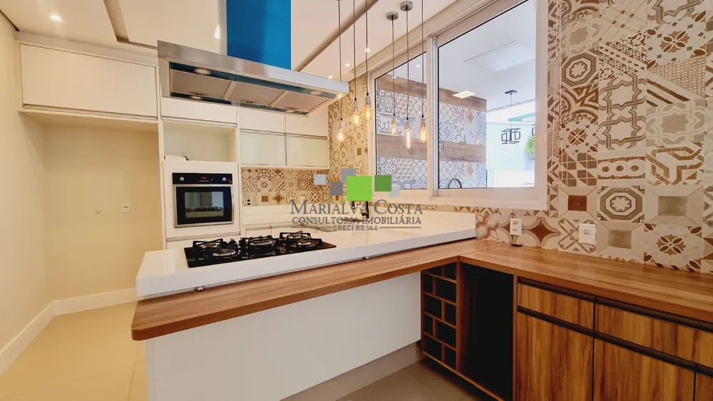 Casa, 3 quartos, 300 m² - Foto 2
