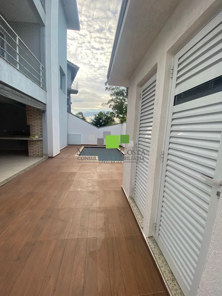 Casa, 4 quartos, 246 m² - Foto 2