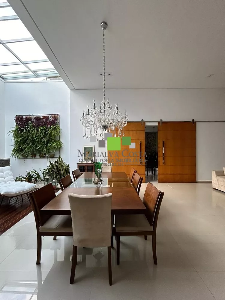 Casa à venda com 4 quartos, 600m² - Foto 5