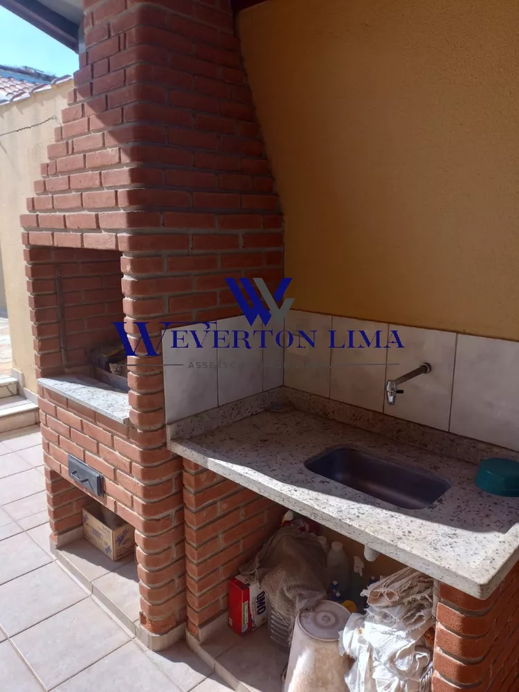 Casa à venda com 3 quartos, 194m² - Foto 5