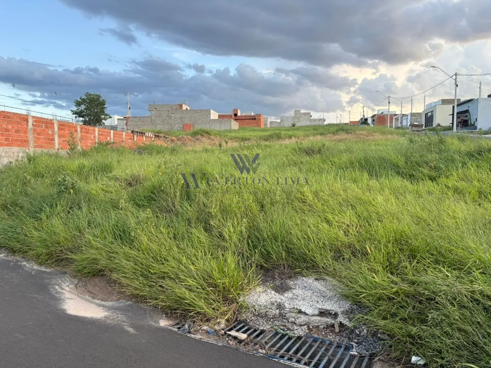 Loteamento e Condomínio, 215 m² - Foto 1