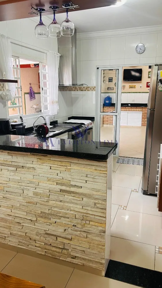 Casa, 3 quartos, 142 m² - Foto 8