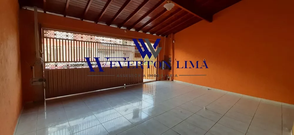 Casa à venda com 2 quartos, 114m² - Foto 2