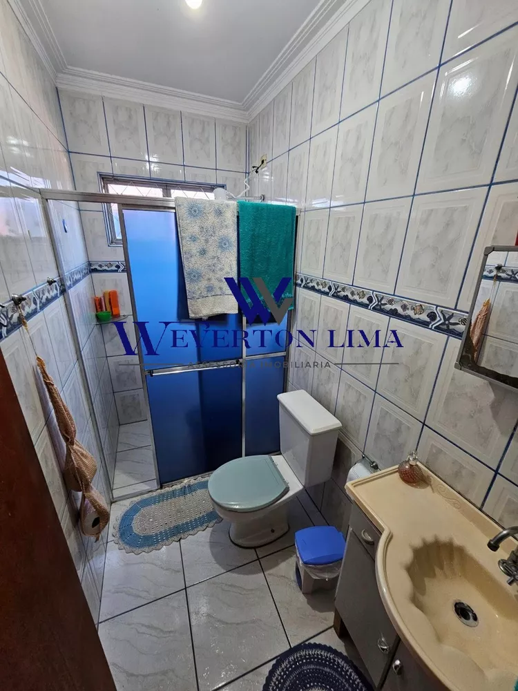 Casa à venda com 3 quartos, 160m² - Foto 2