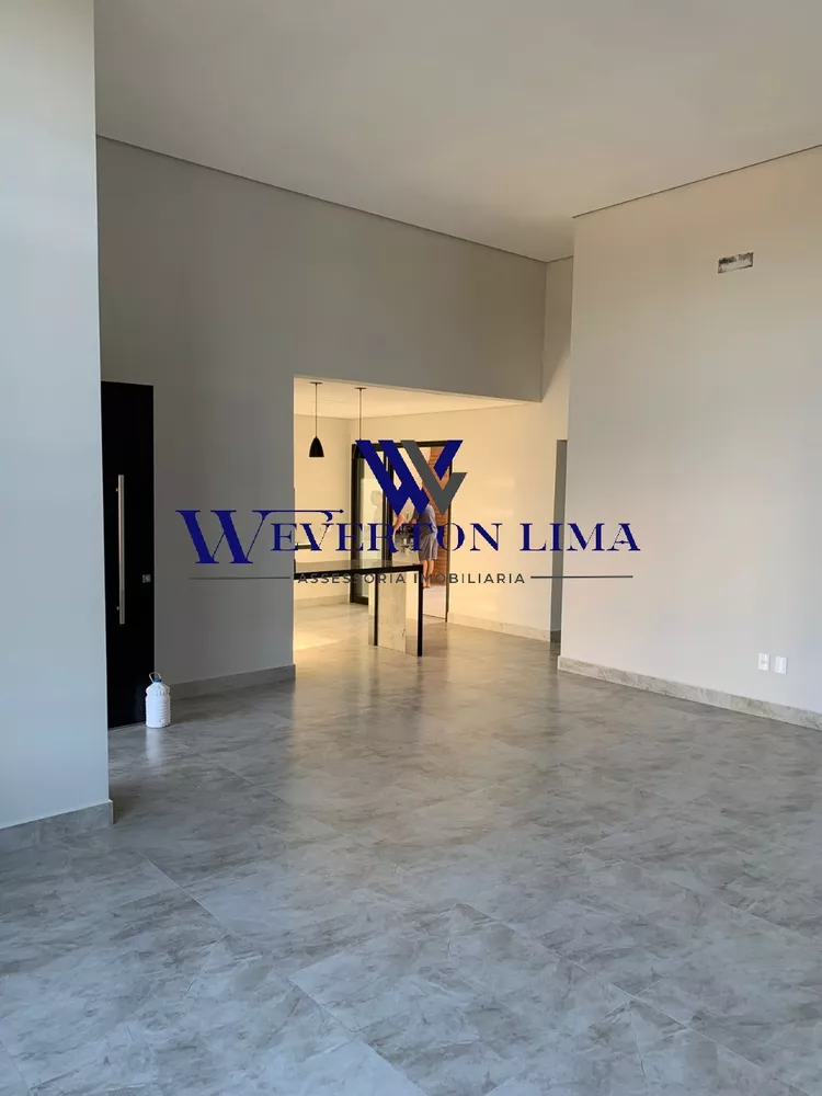 Casa à venda com 3 quartos, 191m² - Foto 2