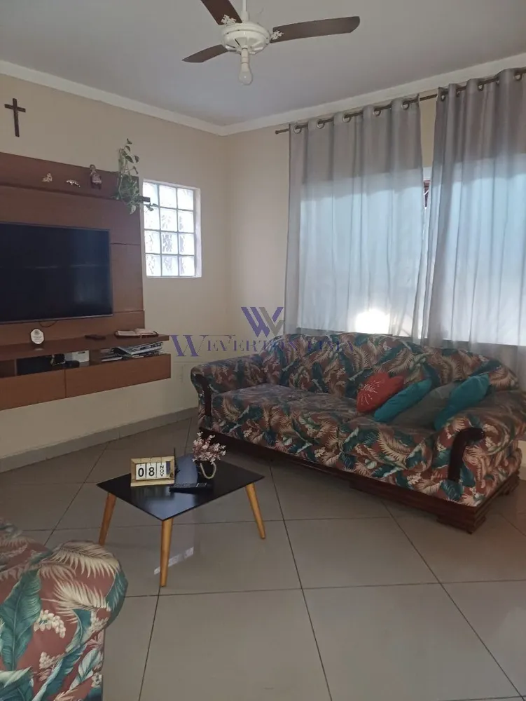 Casa, 4 quartos, 170 m² - Foto 1