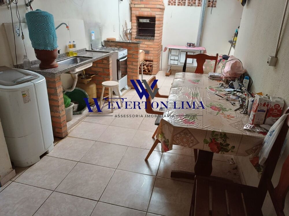Casa à venda com 4 quartos, 173m² - Foto 8