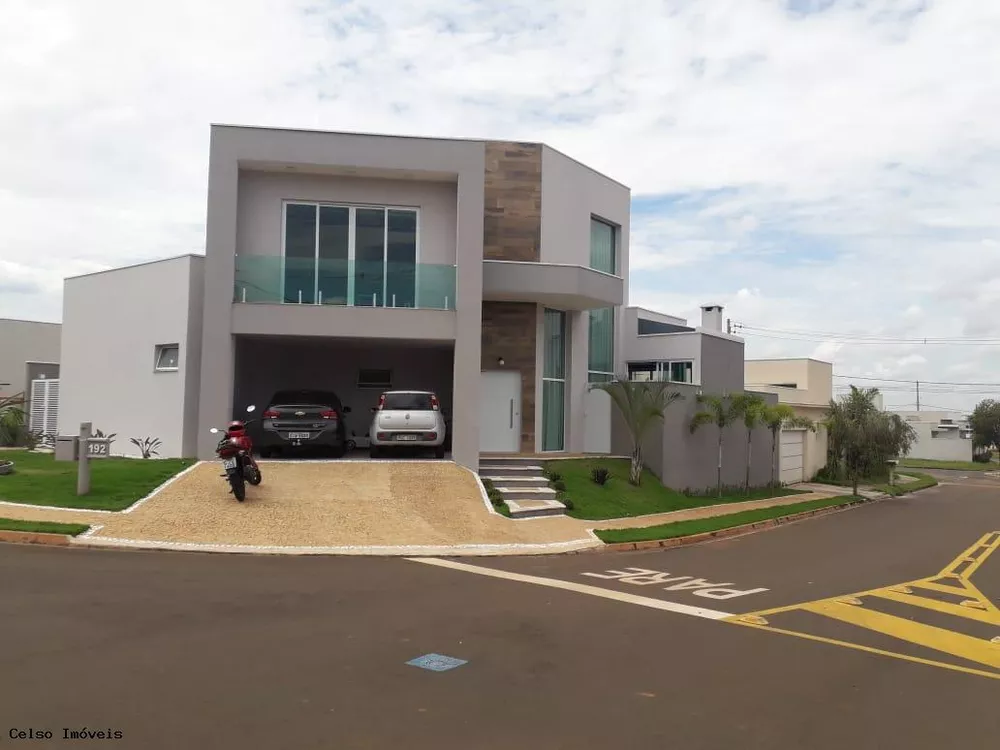 Casa de Condomínio à venda com 4 quartos, 337m² - Foto 1