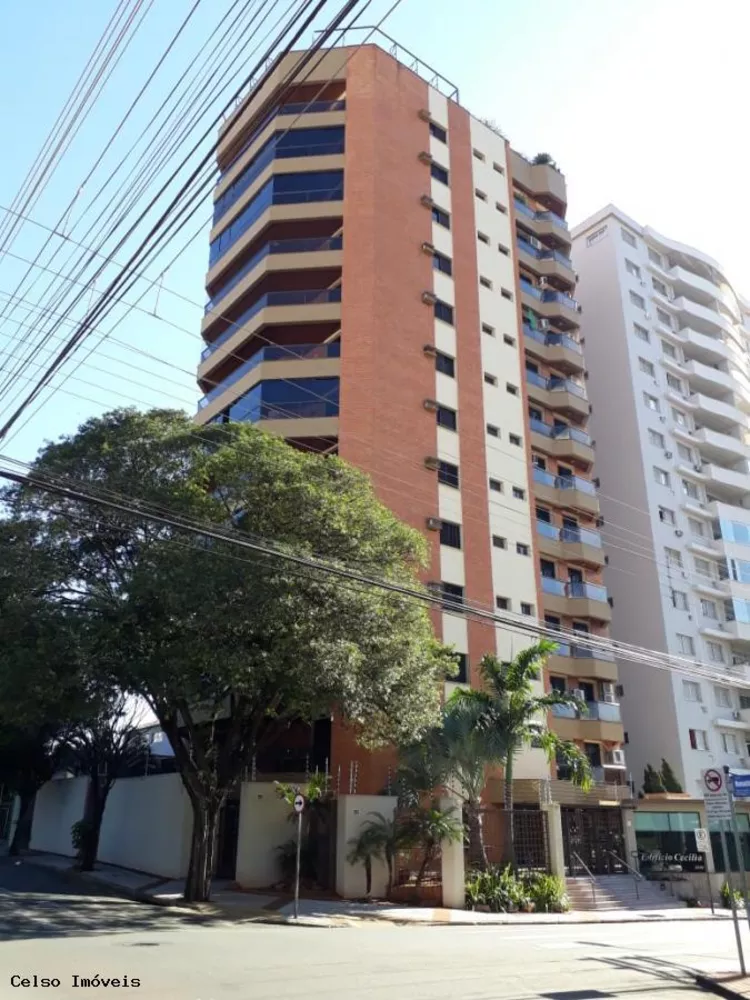 Apartamento à venda com 4 quartos, 260m² - Foto 2