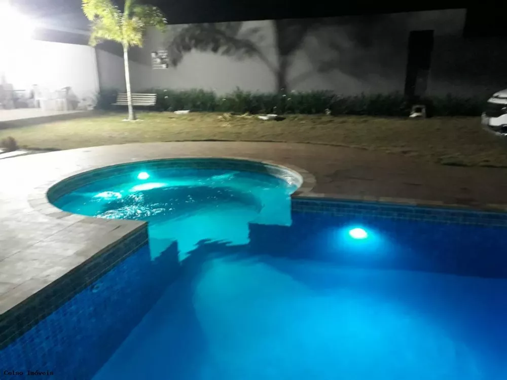 Chácara à venda com 2 quartos, 1000m² - Foto 1