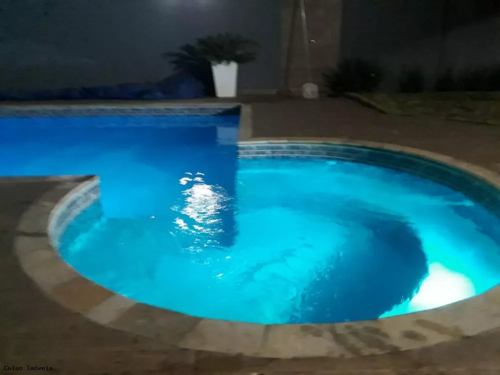 Chácara à venda com 2 quartos, 1000m² - Foto 2