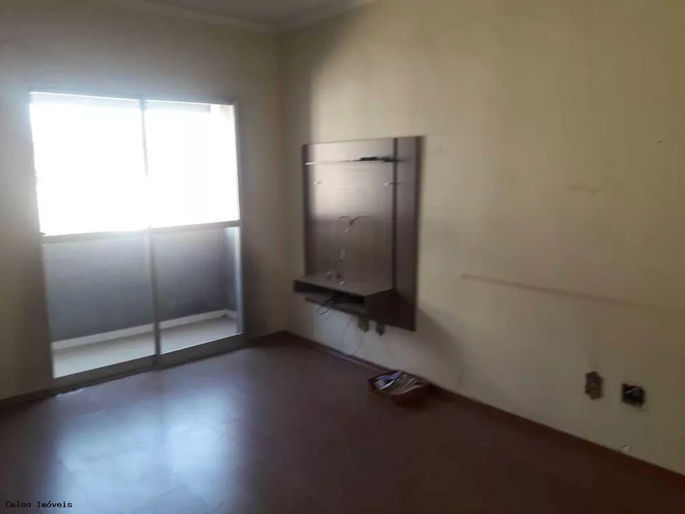 Apartamento à venda com 2 quartos, 69m² - Foto 3