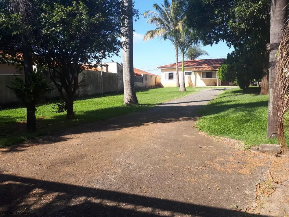 Chácara à venda com 3 quartos, 550m² - Foto 4