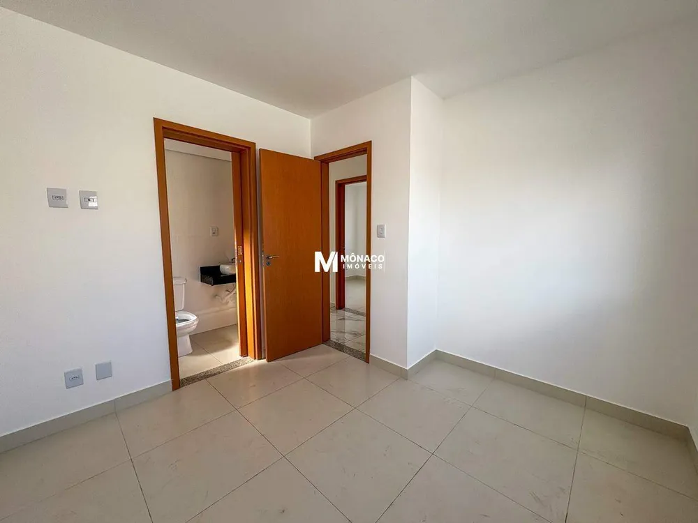 Apartamento, 3 quartos, 140 m² - Foto 4