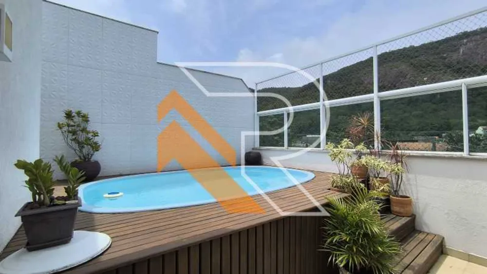 Cobertura, 3 quartos, 190 m² - Foto 1