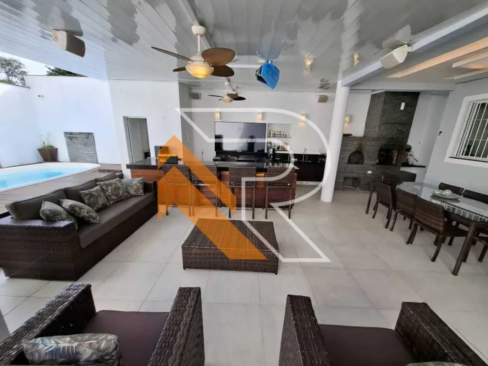 Casa, 5 quartos, 334 m² - Foto 2