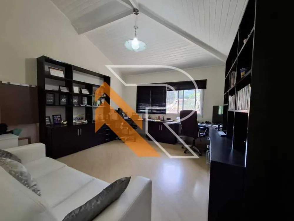 Casa, 5 quartos, 334 m² - Foto 24