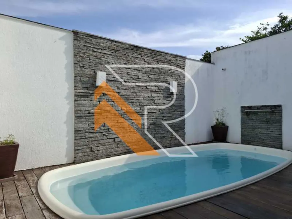 Casa, 5 quartos, 334 m² - Foto 1