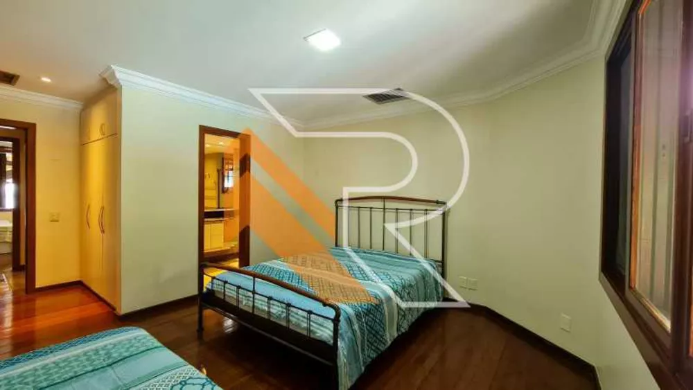 Casa, 4 quartos, 650 m² - Foto 29