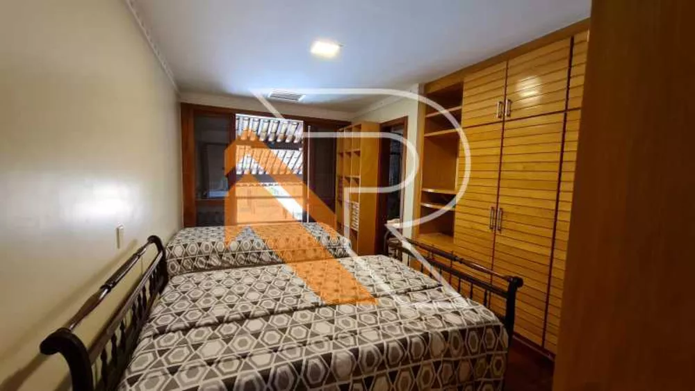 Casa, 4 quartos, 650 m² - Foto 25