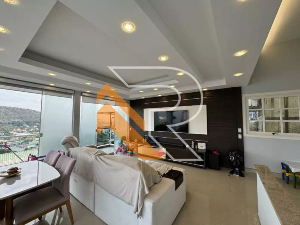 Casa de Condomínio à venda com 4 quartos, 352m² - Foto 1