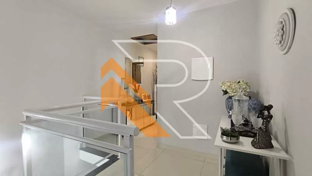 Casa, 4 quartos, 143 m² - Foto 1