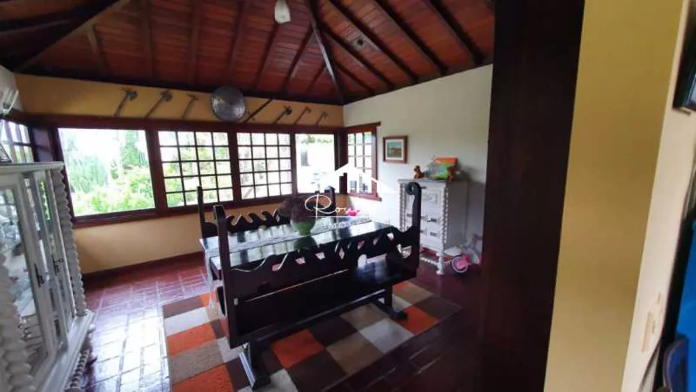 Casa de Condomínio à venda com 5 quartos, 407m² - Foto 8