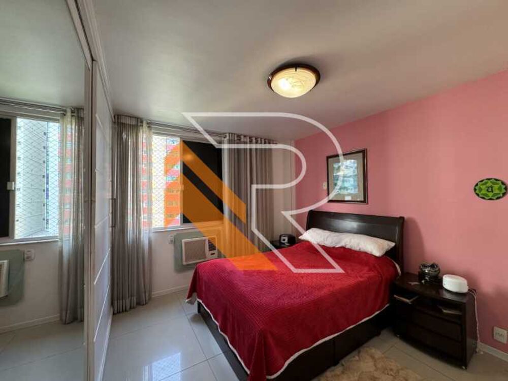 Apartamento à venda com 4 quartos, 158m² - Foto 13