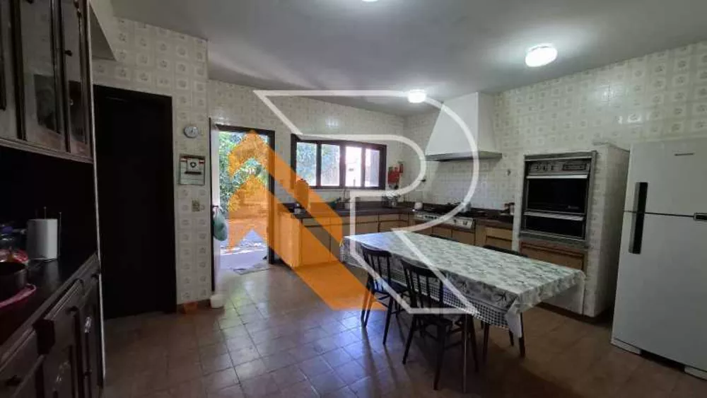 Casa, 4 quartos, 334 m² - Foto 22