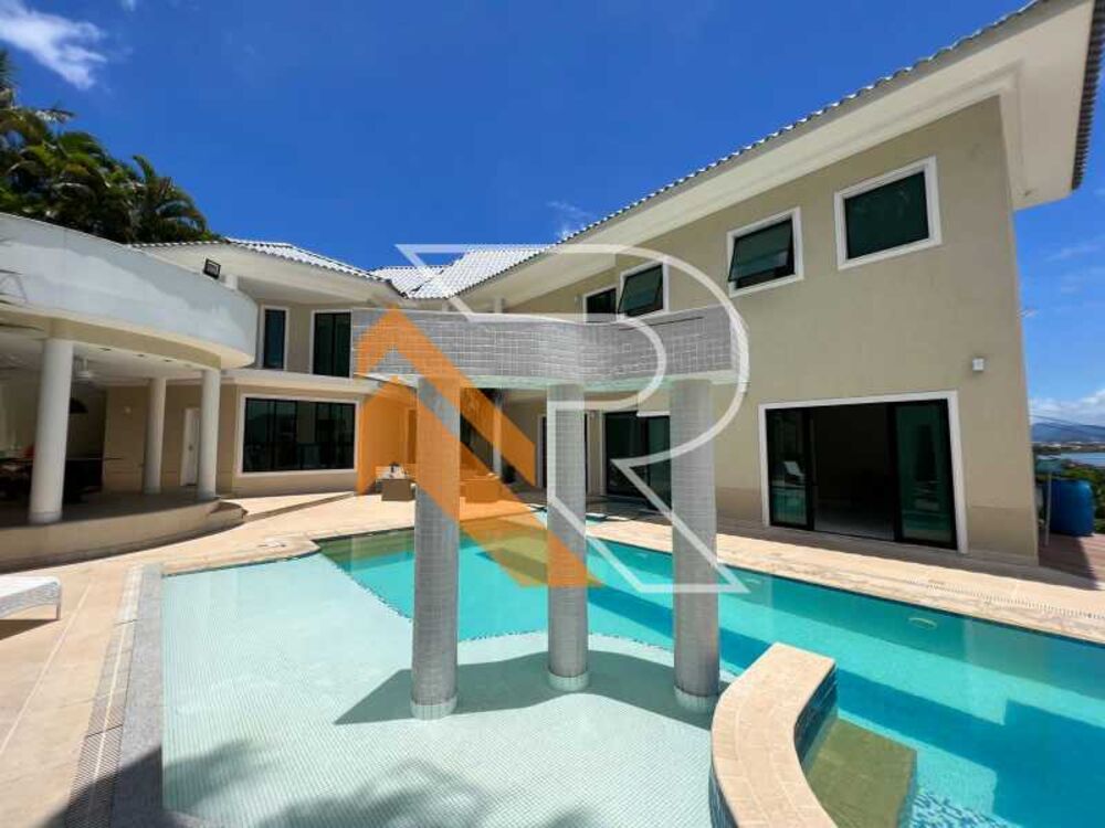 Casa de Condomínio à venda com 5 quartos, 680m² - Foto 2