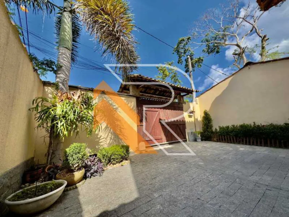 Casa, 3 quartos, 131 m² - Foto 1
