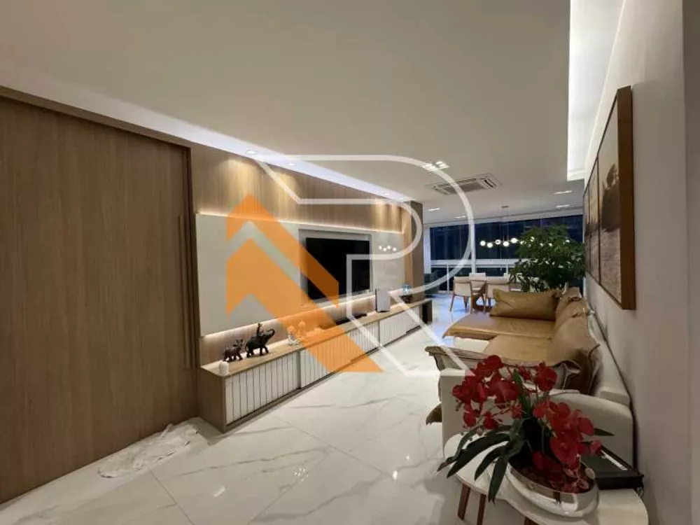 Cobertura à venda com 3 quartos, 211m² - Foto 1