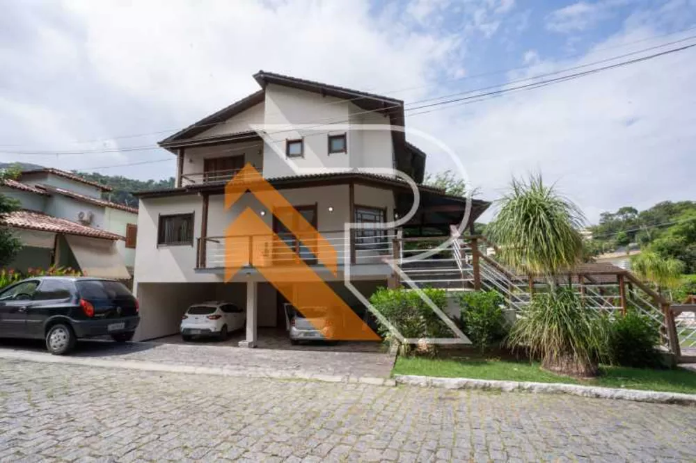 Casa de Condomínio à venda com 5 quartos, 574m² - Foto 1